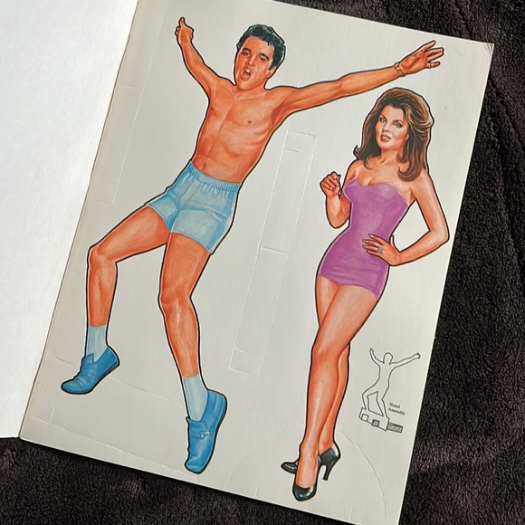 Vintage Elvis Paper Doll Book - Picture 4 of 10